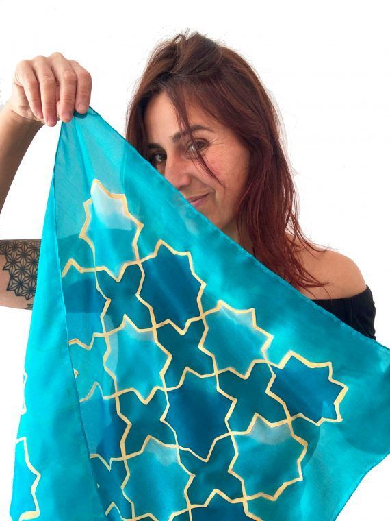 carla_viciana_art_on_silk_estrellas_nazaris_azul1